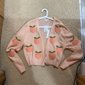 Cropped peach cardigan